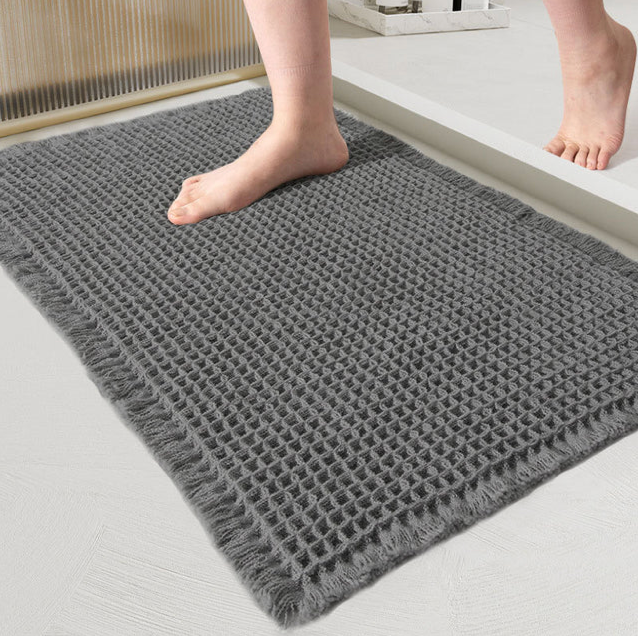 DryStep™ – Schnell­trocknende Waffel-Badematte